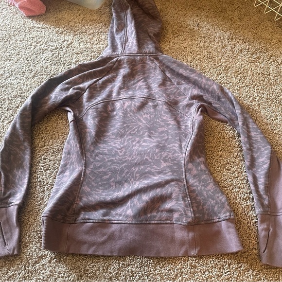 ATHLETA Triumph Printed Hoodie Smoked Almond Brown Purple {NN43} - Picture 10 of 12